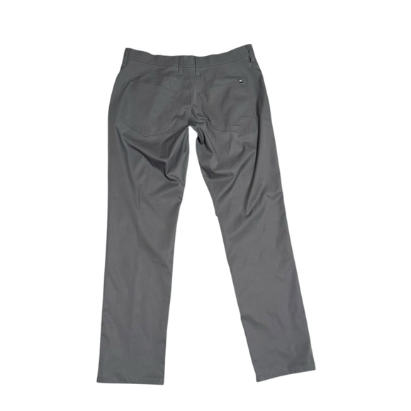 Travis Matthew Men's Performance Golf Pants Casual Chino Grey Size 32x30 - Picture 3 of 6
